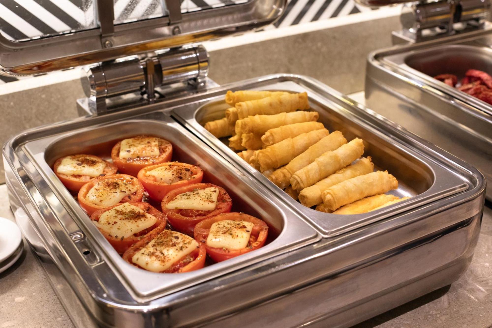 Bentley Hotel Old City-Special Class Istambul Exterior foto A chafing dish
