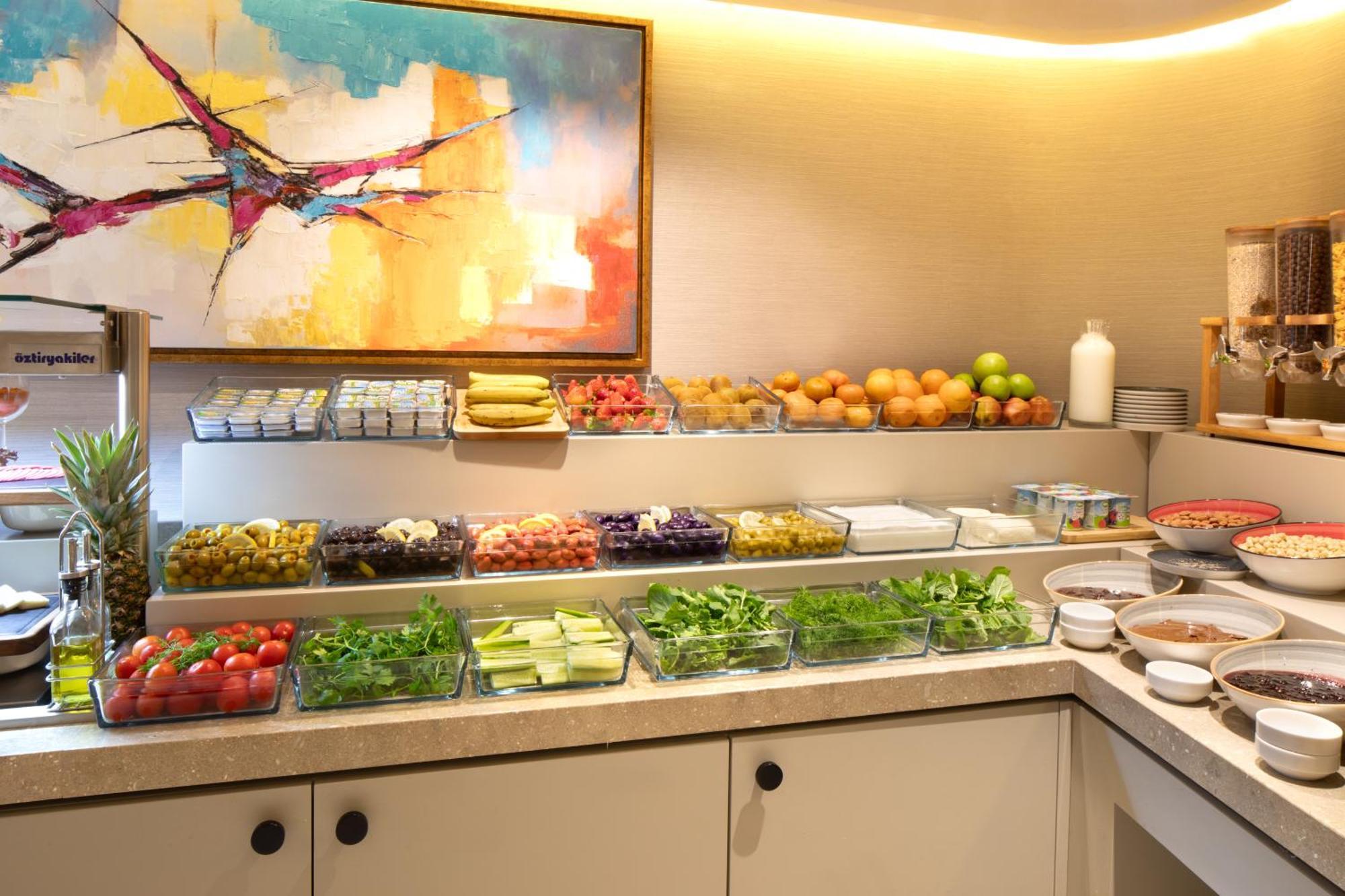 Bentley Hotel Old City-Special Class Istambul Exterior foto A salad bar